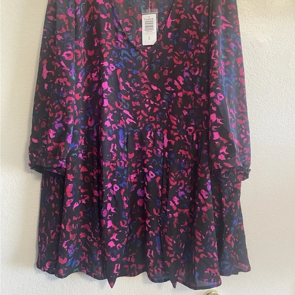 Torrid Peplum Georgette Tie Front Leopard Print  Blouse Plus Size 2X Black Pink - Picture 13 of 14
